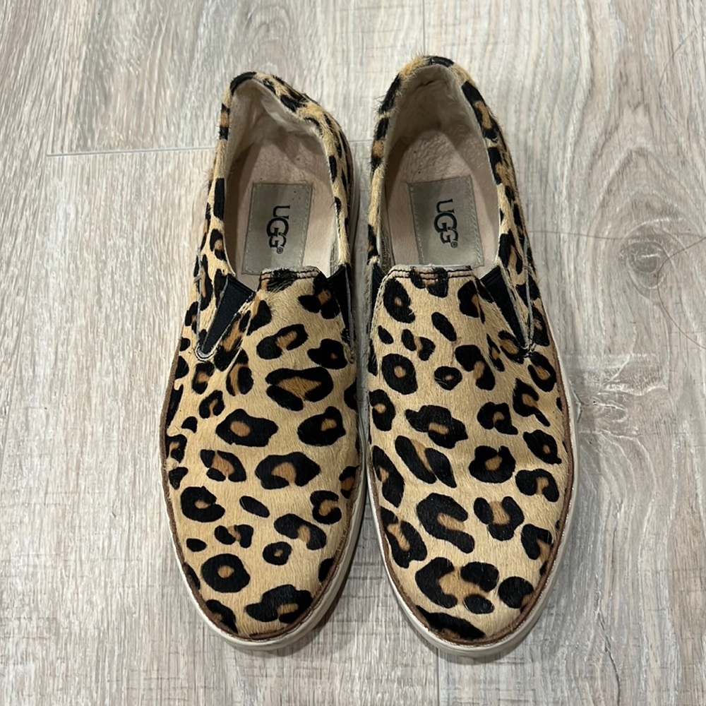Ugg Australia Womens Keile Calf Calf Hair Closed Toe Loafers
